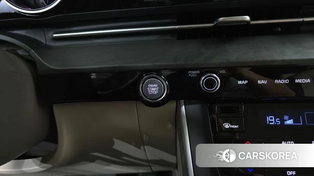 Kia Carnival 4th generation id 4382017 из Кореи 19