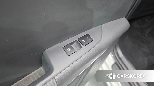 Kia Di Ol Nu Niro id 4529187 из Кореи 19