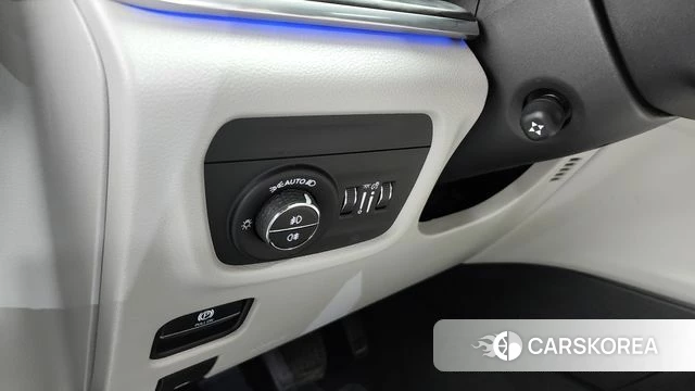 Jeep Grand Cherokee (WL) id 4186207 из Кореи 19