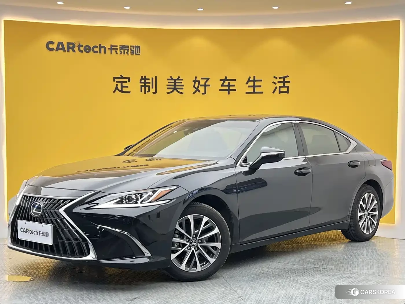 Lexus ES id 4578215 из Китая 19