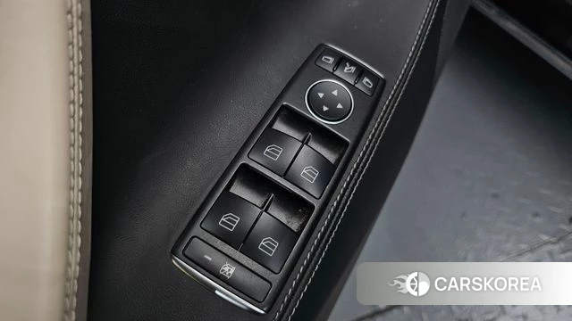 Tesla Model S id 4496945 из Кореи 19