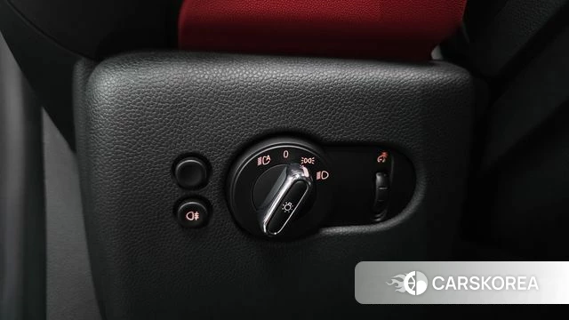 Mini Cooper S id 4754805 из Кореи 19