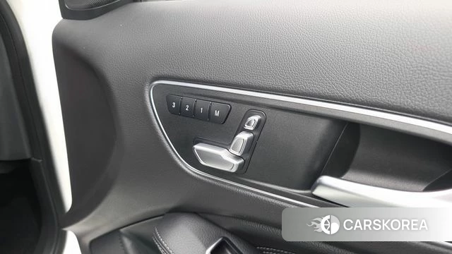 Mercedes-Benz GLA-Class X156 id 4435331 из Кореи 19