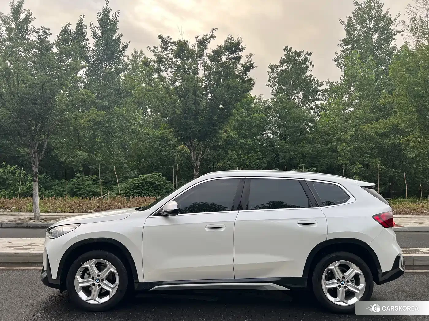 BMW X1 id 4553624 из Китая 19