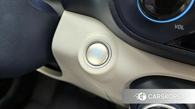 Hyundai Venue id 4249427 из Кореи 19