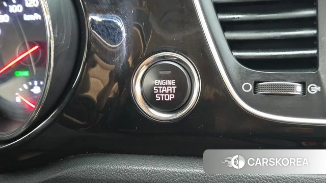 Kia All New Carnival id 4795049 из Кореи 19