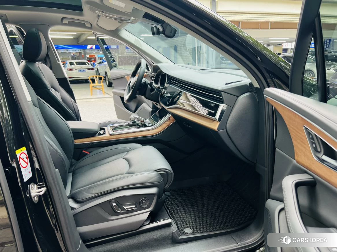 Audi Q7 id 4452800 из Китая 19