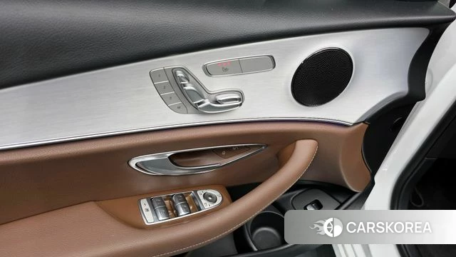 Mercedes-Benz E-Class W213 id 4293921 из Кореи 19
