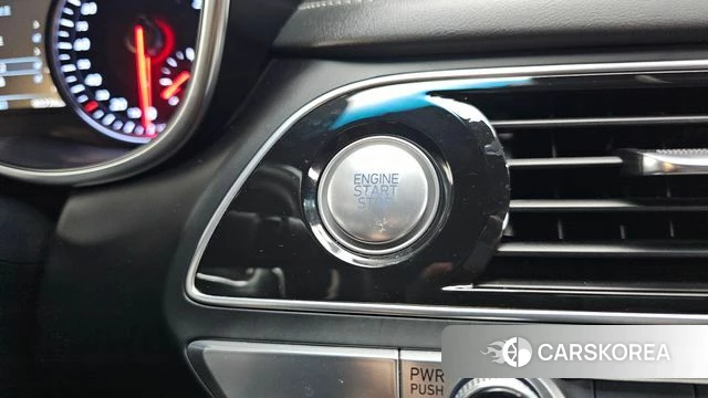 Genesis G70 id 4225574 из Кореи 19