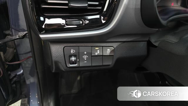 Kia Stonic id 4345789 из Кореи 19