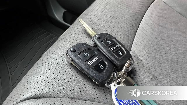 Hyundai The New Grand Starex id 4446939 из Кореи 19