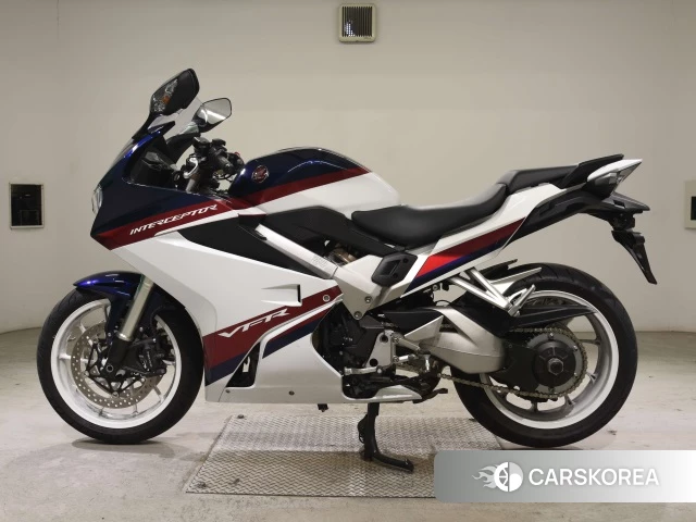 Проданный Honda VFR800F id 4184753 из Японии, фото 19