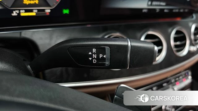 Mercedes-Benz E-Class W213 id 4286113 из Кореи 19