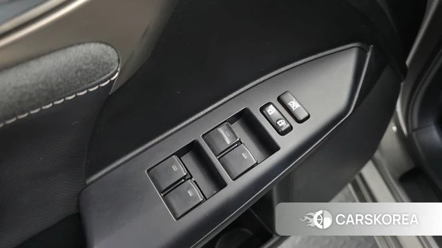 Lexus CT200h id 4371899 из Кореи 19