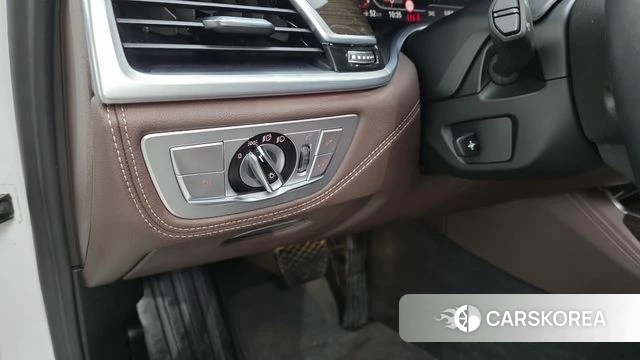 BMW 7 Series (G11) id 4619327 из Кореи 19