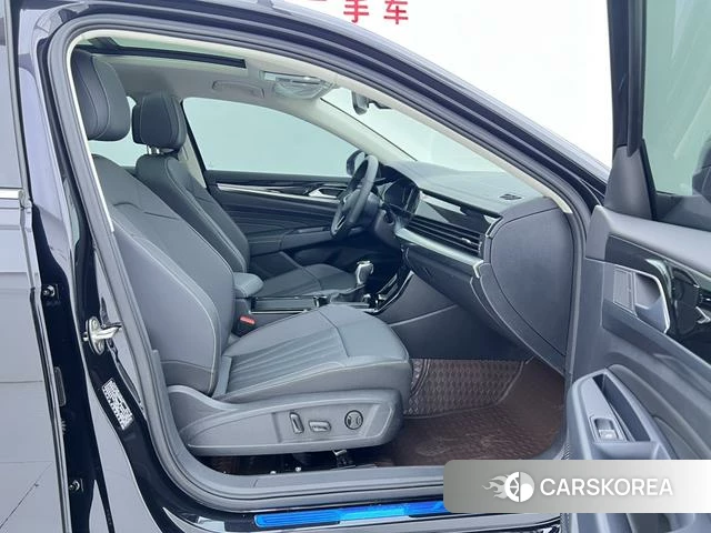 Volkswagen Passat id 4272759 из Китая 19