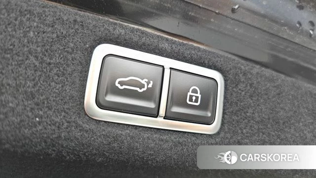 Hyundai Grandeur Hybrid (GN7) id 4505729 из Кореи 19