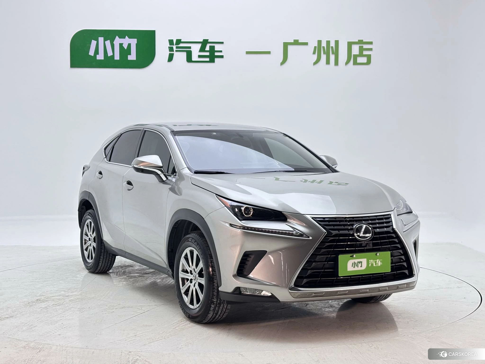 Lexus NX id 4515211 из Китая 19