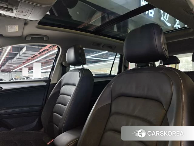 Volkswagen Tiguan L id 4213714 из Китая 19