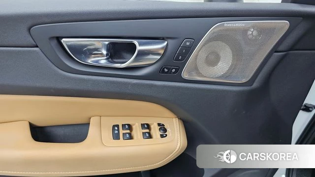 Volvo XC60 second Generation id 4482293 из Кореи 19