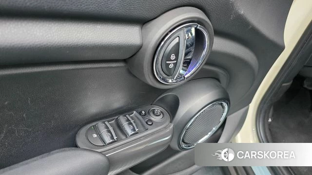 Mini Cooper id 4637285 из Кореи 19
