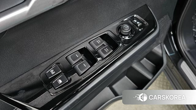Ssangyong The New Torres id 4862660 из Кореи 19