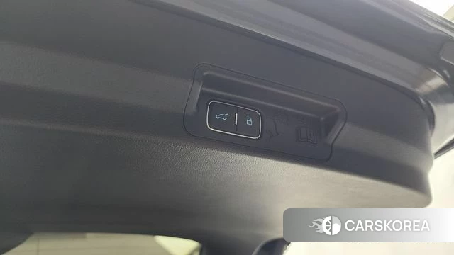 Ford Explorer 6th Generation id 4612915 из Кореи 19