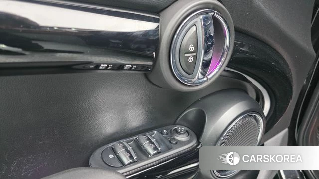 Mini Cooper id 4268702 из Кореи 19