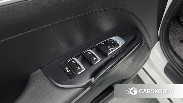 Kia K5 3rd generation id 4692001 из Кореи 19