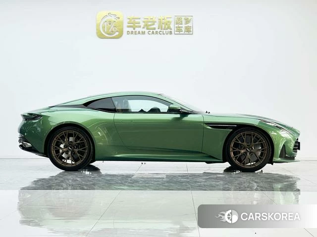 Aston Martin DB12 id 4182520 из Китая 19