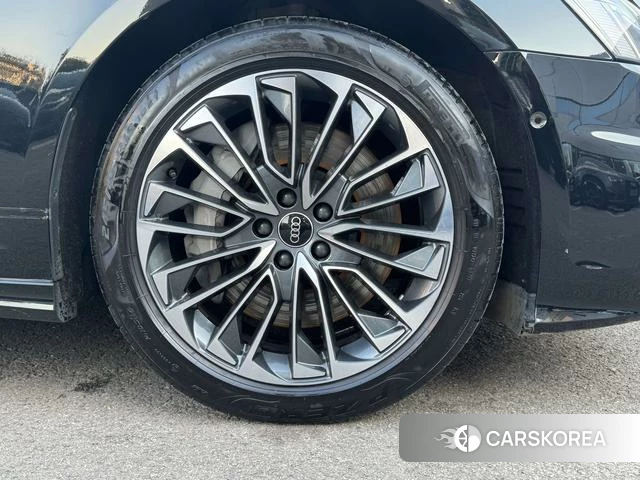 Audi A6L PHEV id 4275388 из Китая 19