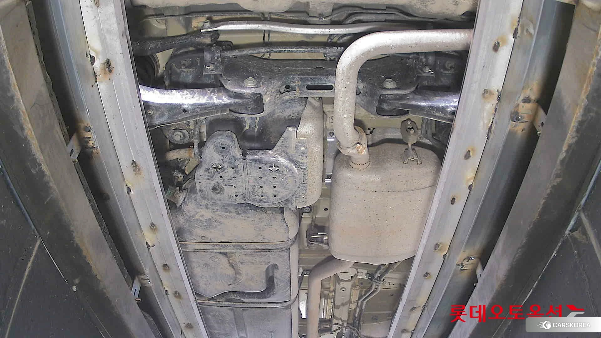 Kia Carnival id 3888402 из Кореи 19