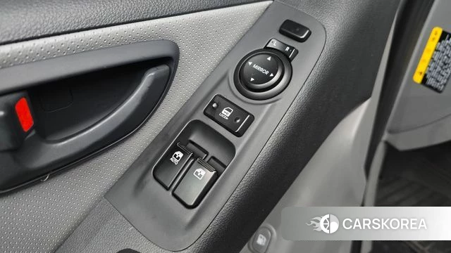 Hyundai The New Grand Starex id 4683642 из Кореи 19