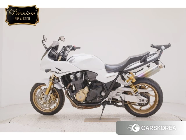 Проданный Honda CB1300SF BOLDOR ABS id 4011841 из Японии, фото 19
