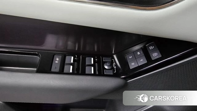 Land Rover Range Rover Velar id 4686491 из Кореи 19