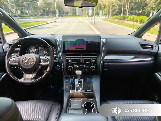 Lexus LM id 4239380 из Китая 19