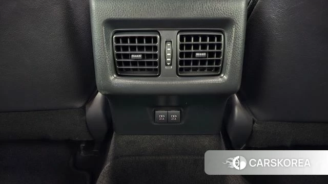 Toyota Camry (XV70) id 4672427 из Кореи 19