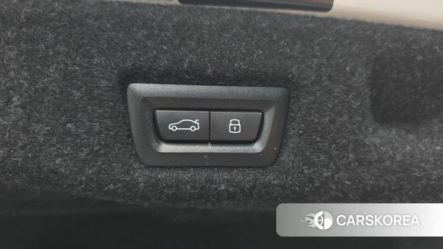 BMW 5 Series (G60) id 4394433 из Кореи 19