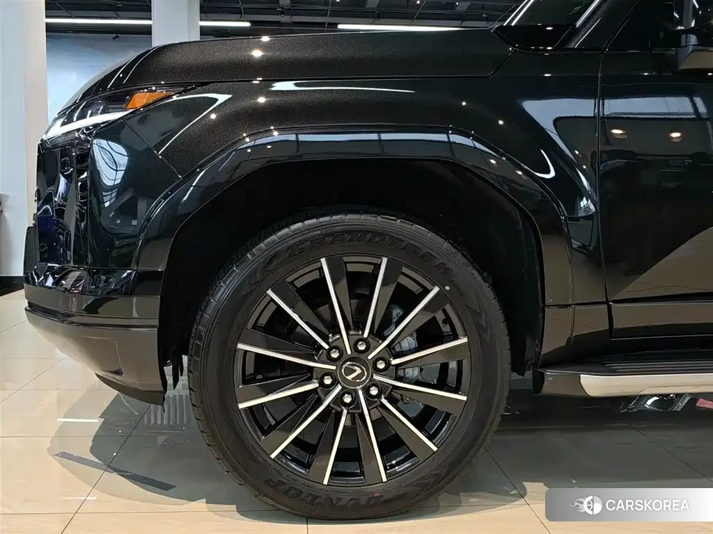 Lexus GX id 4599622 из Китая 19