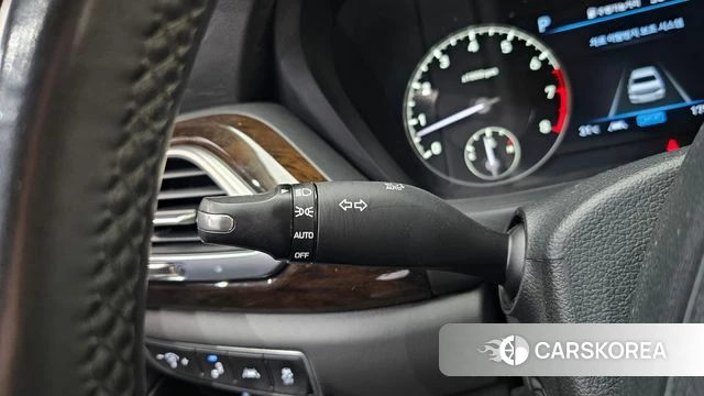 Genesis G90 id 4363220 из Кореи 19