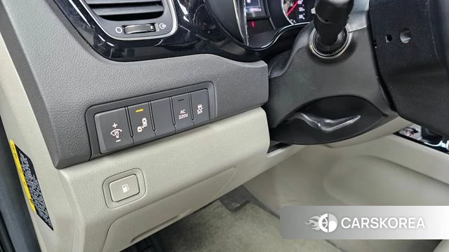 Kia All New Carnival id 4543621 из Кореи 19