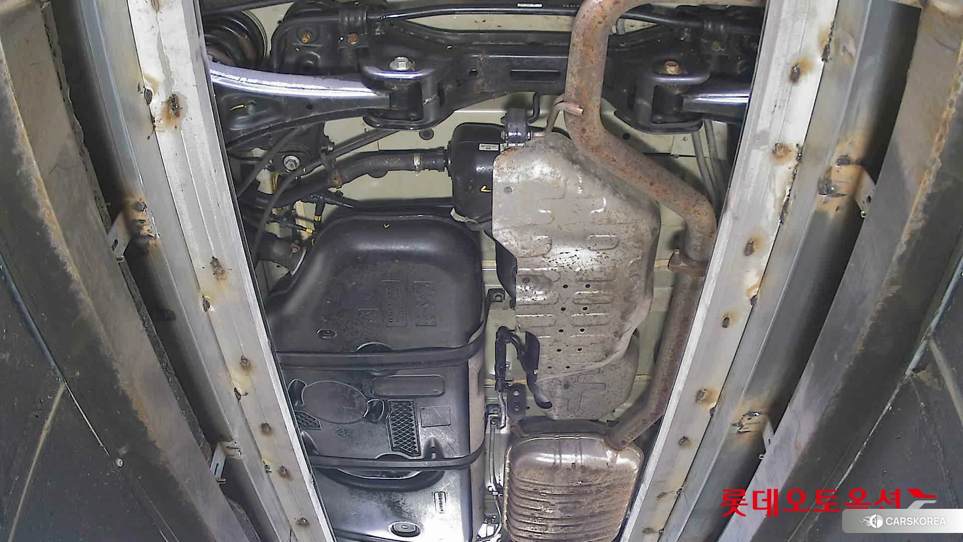 Kia Carnival id 3869441 из Кореи 19