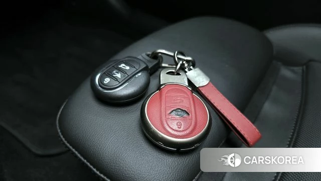 Mini Cooper id 4283458 из Кореи 19