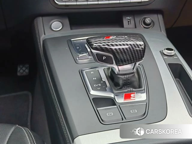 Audi Q5L id 4291255 из Китая 19