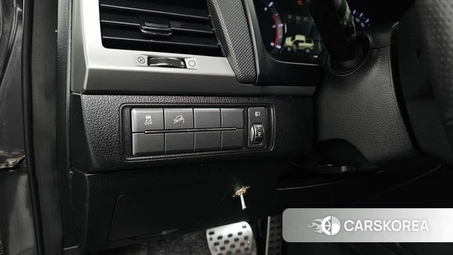 Ssangyong Rexton Sports id 4318369 из Кореи 19