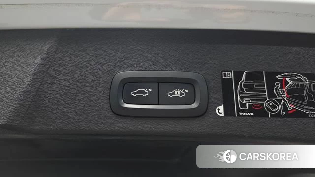 Volvo XC40 id 4251047 из Кореи 19