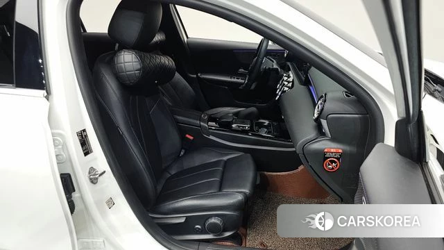 Mercedes-Benz A-Class W177 id 4268395 из Кореи 19