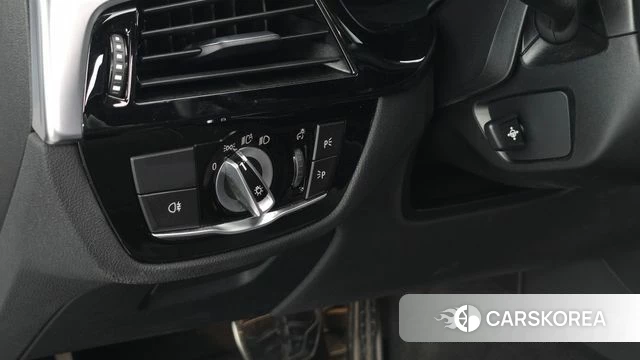 BMW 5 Series (G30) id 4740826 из Кореи 19