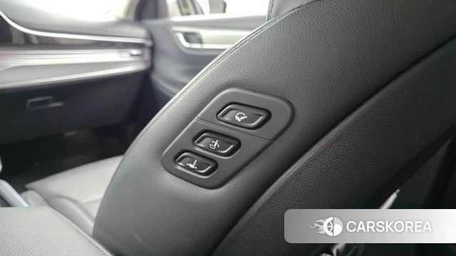 Hyundai The New Grandeur IG Hybrid id 4444068 из Кореи 19