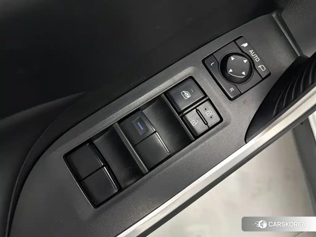 Toyota RAV4 id 4628955 из Китая 19